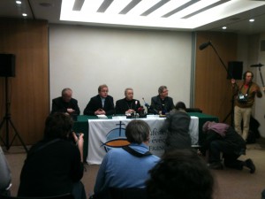 Conférence de presse à la CEF suite à la démission de Benoit XVI